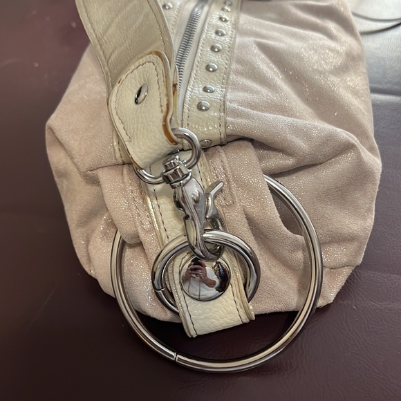 Kathy Van Zeeland Iridescent Cream Hobo With Silver Studs & Hardware EUC - Picture 4 of 8